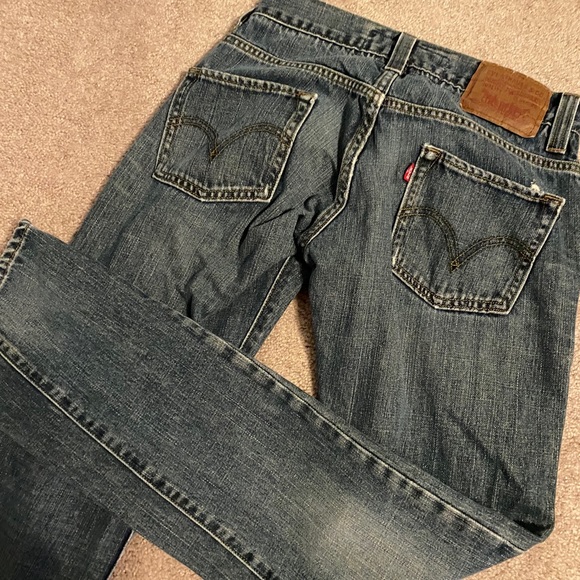 Levi Jeans - Picture 2 of 6